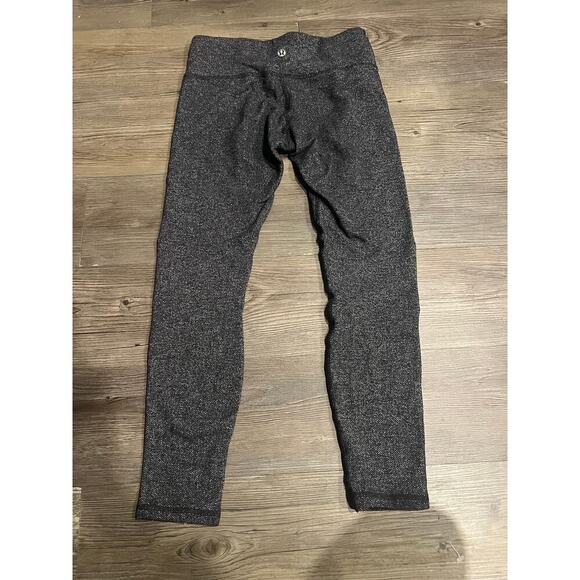 Lululemon legging - Picture 2 of 4